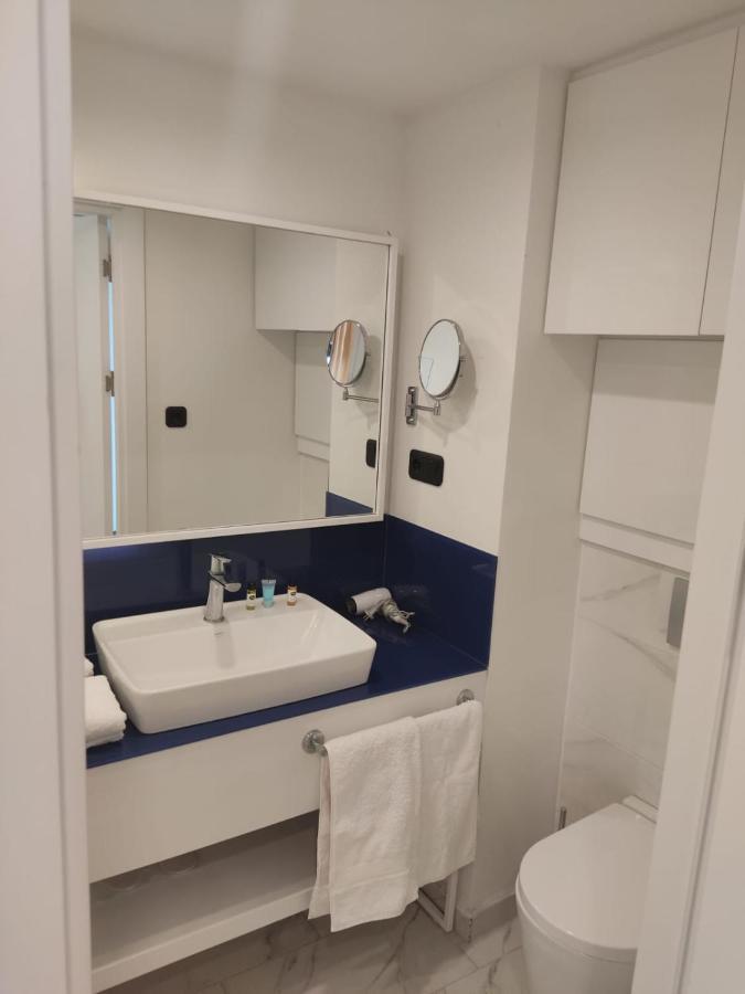 Orbi Twin Tower Apartement Батуми Екстериор снимка